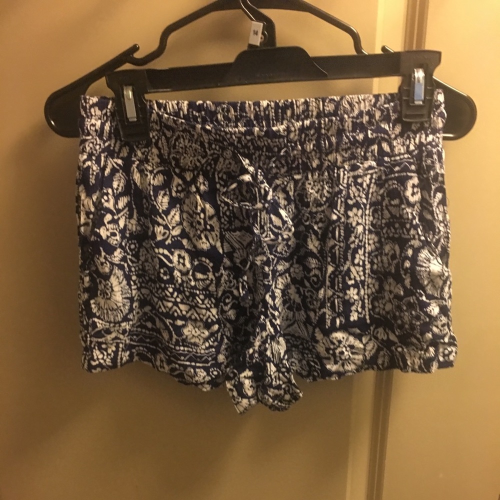 Navy floral shorts size medium